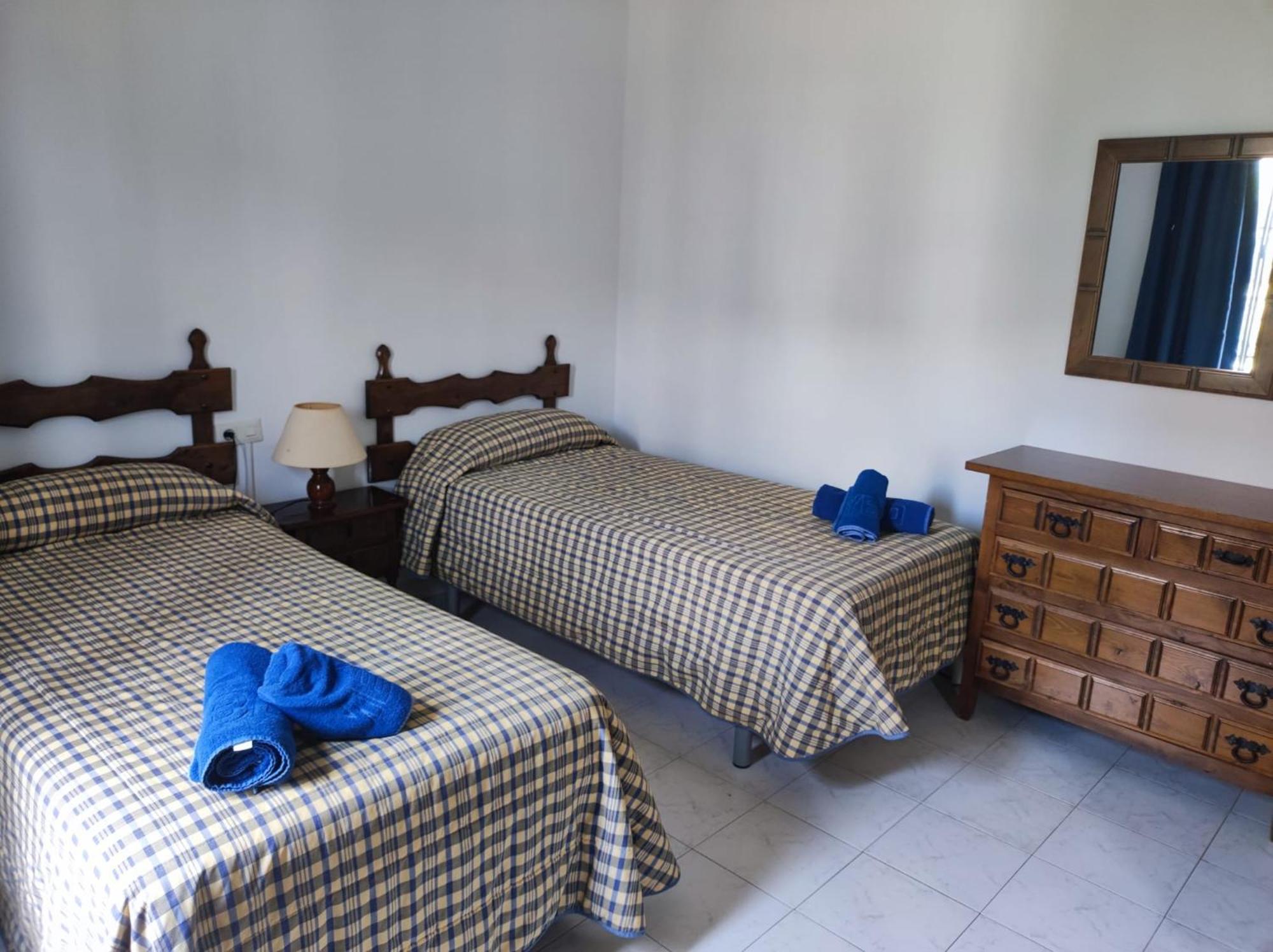 Hacienda 19 Menyber Apartment Nerja Bagian luar foto