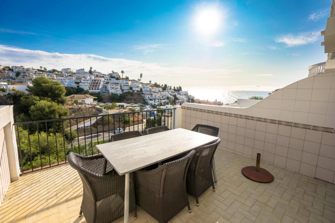 Hacienda 19 Menyber Apartment Nerja Bagian luar foto